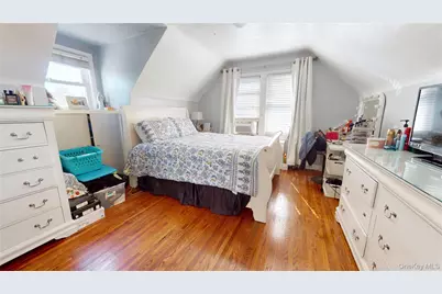 14 Plymouth Street, New Hyde Park, NY 11040 - Photo 18