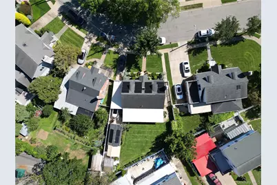 14 Plymouth Street, New Hyde Park, NY 11040 - Photo 4