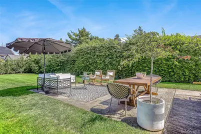 241 Hendrickson Avenue, Lynbrook, NY 11563 - Photo 34