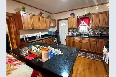 15 Euclid Avenue, Brooklyn, NY 11208 - Photo 22