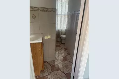 15 Euclid Avenue, Brooklyn, NY 11208 - Photo 4