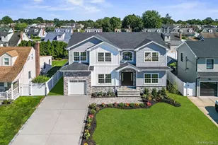 1890 Chester Dr, East Meadow, NY 11554 - Photo 16