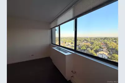 2 Bay Club Drive #17H, Bayside, NY 11360 - Photo 8