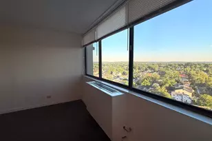 2 Bay Club Dr, Bayside, NY 11360 - Photo 8