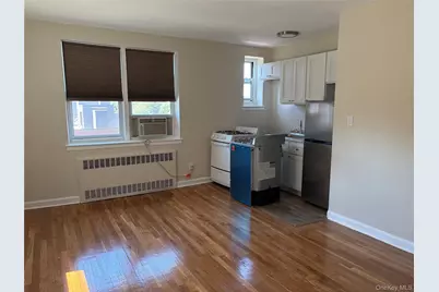 22 Mulford Place #6C, Hempstead, NY 11550 - Photo 2