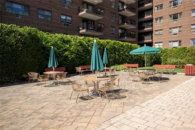 200 Diplomat Drive #8B, Mount Kisco, NY 10549 - Photo 18