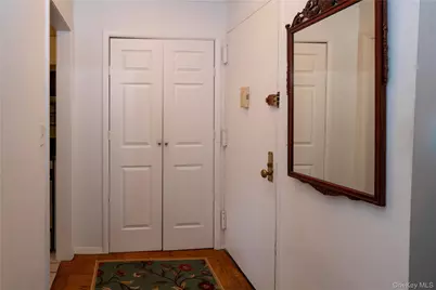 200 Diplomat Drive #8B, Mount Kisco, NY 10549 - Photo 8