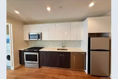 25-21 43rd Avenue, Long Island City, NY 11101 - Photo 4