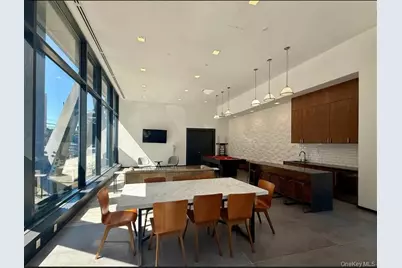 25-21 43rd Avenue, Long Island City, NY 11101 - Photo 6