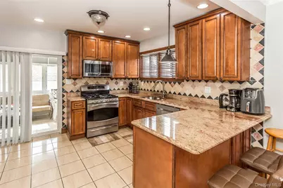 98-02 161st Avenue, Howard Beach, NY 11414 - Photo 12