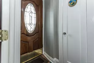 98-02 161st Ave, Howard Beach, NY 11414 - Photo 4