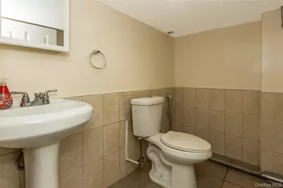 98-02 161st Avenue, Howard Beach, NY 11414 - Photo 28