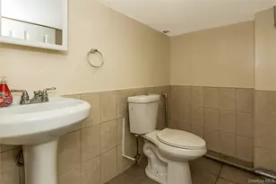 98-02 161st Ave, Howard Beach, NY 11414 - Photo 28