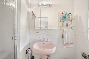 67-66 108th St, Forest Hills, NY 11375 - Photo 14