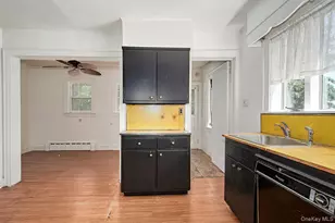 232 Chatterton Pkwy, White Plains, NY 10606 - Photo 8