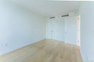 33-66 Farrington St, Flushing, NY 11354 - Photo 14