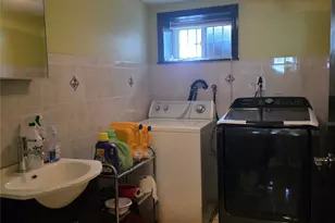 65-26 167th St, Fresh Meadows, NY 11365 - Photo 14