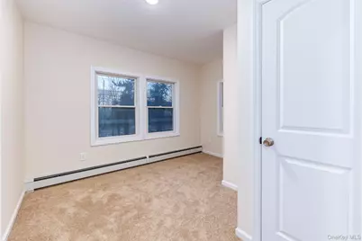 30170 Main Road, Cutchogue, NY 11935 - Photo 8