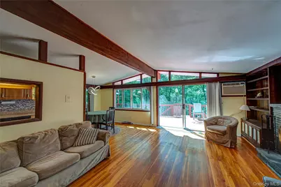 4 Captain Richards Lane, Northport, NY 11768 - Photo 2