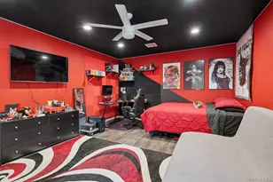 30 Lone Oak Path, Smithtown, NY 11787 - Photo 20