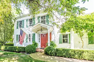 92 S Country Rd, Remsenburg, NY 11960 - Photo 2