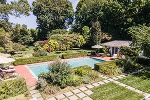 92 S Country Rd, Remsenburg, NY 11960 - Photo 26