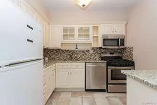 1101 Midland Ave, Bronxville, NY 10708 - Photo 12