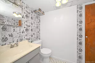 82-11 232nd St, Bellerose, NY 11427 - Photo 20