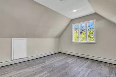 260 Cedar Court, Copiague, NY 11726 - Photo 14