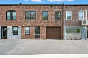 59-58 69th Pl, Maspeth, NY 11378 - Photo 2