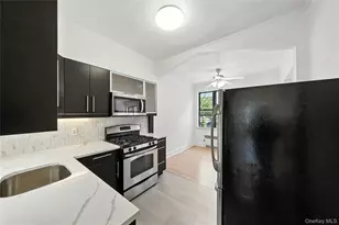 59-58 69th Pl, Maspeth, NY 11378 - Photo 18