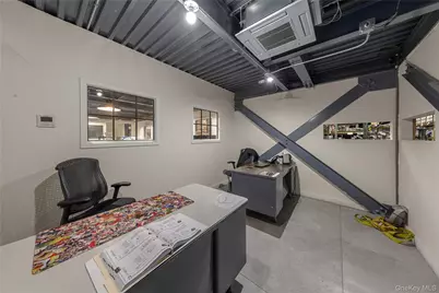 33-09 37th Avenue, Long Island City, NY 11101 - Photo 12