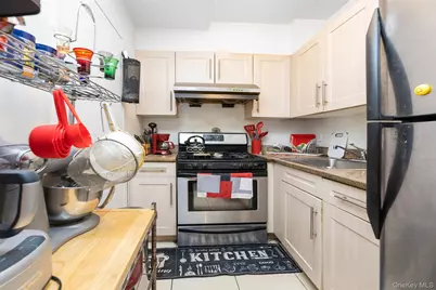 140-24 31st Drive #2C, Flushing, NY 11354 - Photo 8