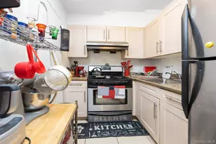 140-24 31st Dr, Flushing, NY 11354 - Photo 8