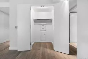 505 W 43rd St, New York, NY 10036 - Photo 18