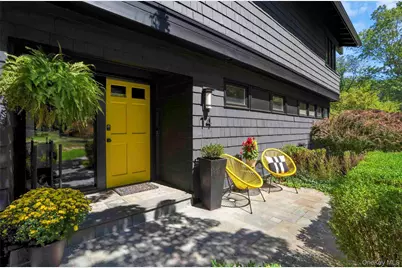 14 Leatherstocking Lane, Mamaroneck, NY 10543 - Photo 2