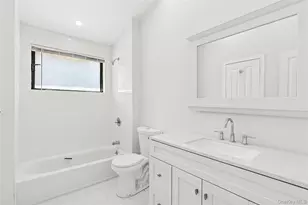 133 Trout Brook Ln, Aquebogue, NY 11931 - Photo 12