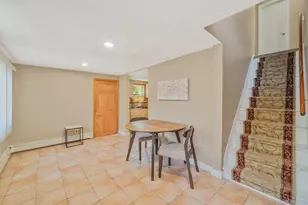 40 Valentine Ave, Glen Cove, NY 11542 - Photo 2