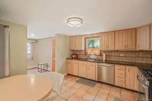 40 Valentine Ave, Glen Cove, NY 11542 - Photo 4