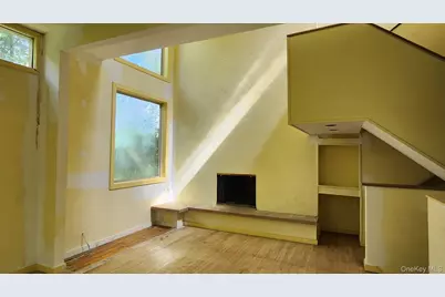 402 Hortontown Road, Hopewell Junction, NY 12533 - Photo 12