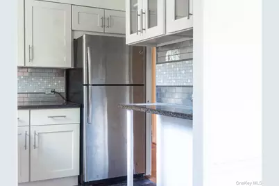 7 Chateaux Circle #7E, Scarsdale, NY 10583 - Photo 10