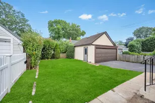 103 Calla Ave, Floral Park, NY 11001 - Photo 40