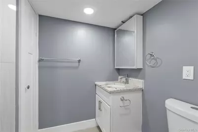 123 Mitchell Street, North Bellmore, NY 11710 - Photo 24