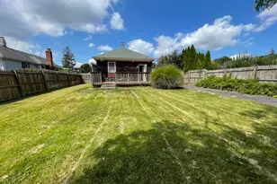 45 Cedar Ave, Farmingdale, NY 11735 - Photo 6