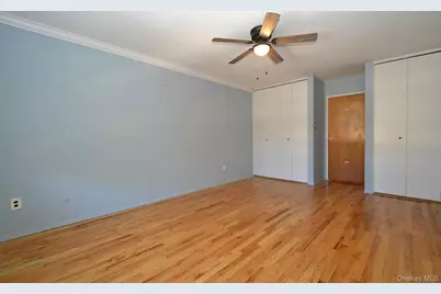 11 Glen Hollow Drive #D15, Holtsville, NY 11742 - Photo 10