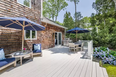 29 Oyster Pond Lane, East Hampton, NY 11937 - Photo 2