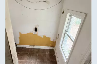 210 Dartmouth Street, Hempstead, NY 11550 - Photo 14