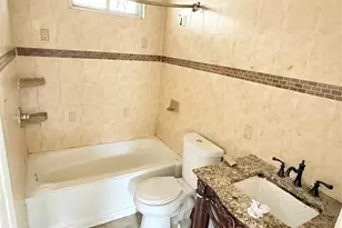 210 Dartmouth St, Hempstead, NY 11550 - Photo 10