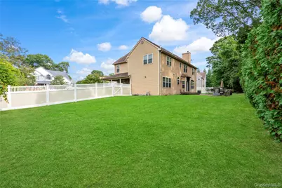 22 Southview Circle, Lake Grove, NY 11755 - Photo 38