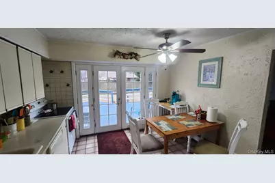 24 Grover Lane, East Northport, NY 11731 - Photo 12